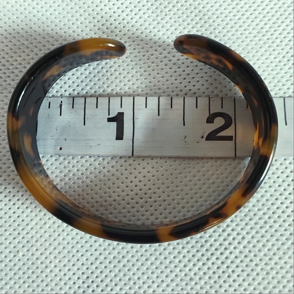 Small Faux Tortoise Plastic Acrylic Costume Jewelry Vintage Bangle Cuff Bracelet